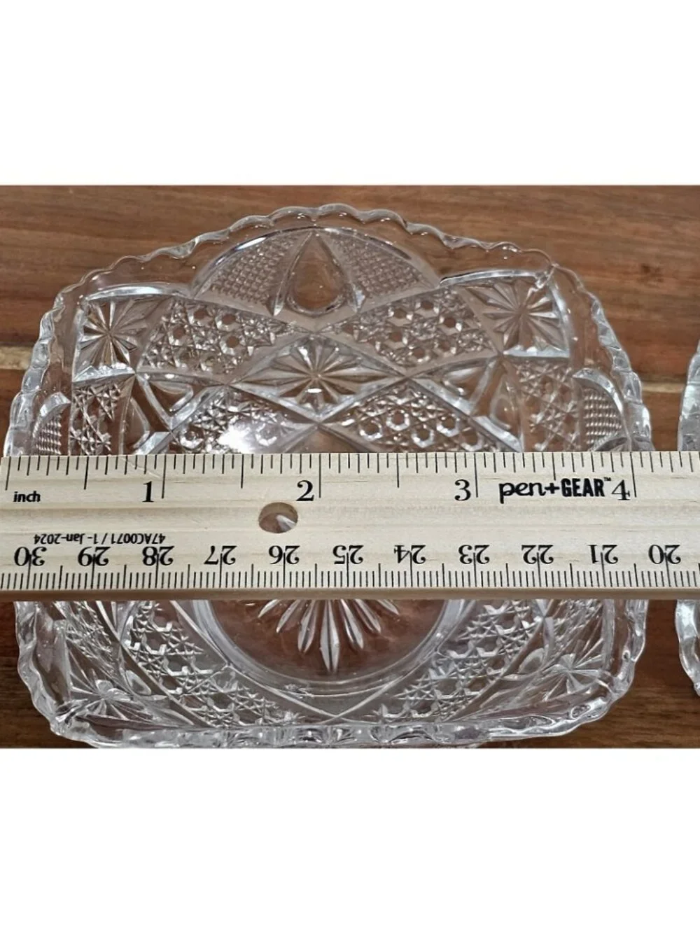 2 Bryce Twin Teardrops Square Bowls 4.5
